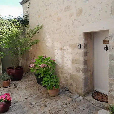 Gite La Folie De Seraphine Senlis  Exterior photo