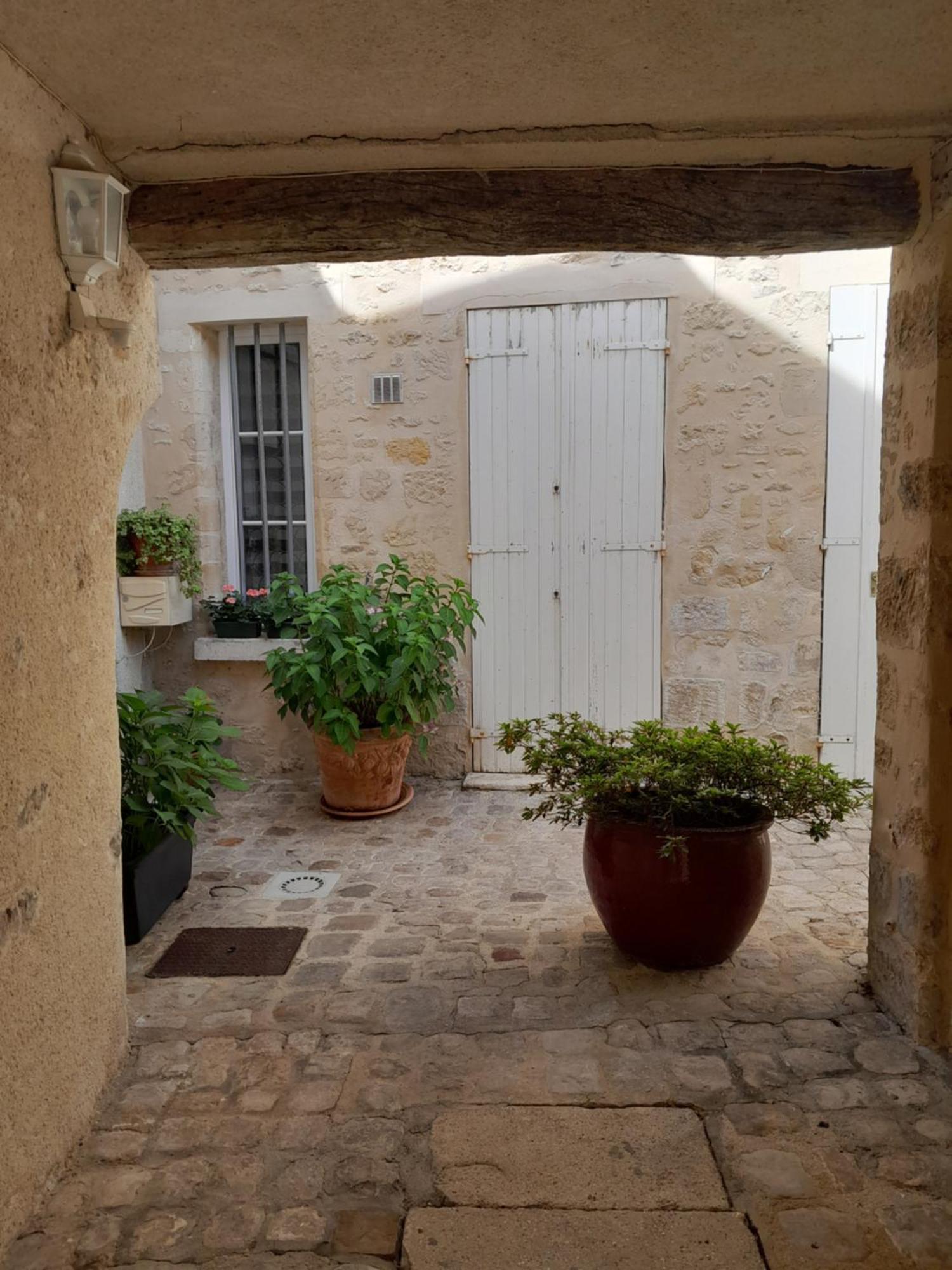 La Folie De Seraphine Senlis (Oise)